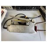HAND HELD SPOT WELDER