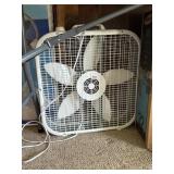 ELECTRIC BOX FAN