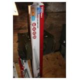HYPER TOUGH 4FT SHOP LIGHT