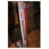 HYPER TOUGH 4FT SHOP LIGHT