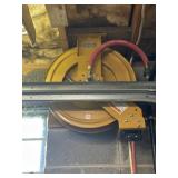 RETRACTABLE AIR HOSE ON REEL
