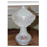 Fenton White Carnival Jack in the Pulpit Vase