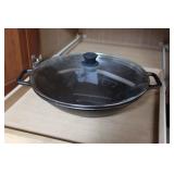 Lodge P14W Cast Iron 14.5" Wok w/ Lid