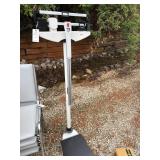 Seca scale located locker 60 bring help to load