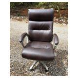 La-Z-Boy office chair located locker 60 schedule
