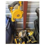 Dewalt blower sander saw drill grinder bag 2
