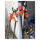 5 pipe clamps located locker 71