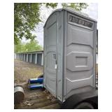 Porta potty