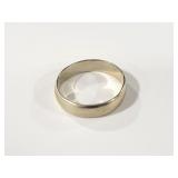 10K GOLD WEDDING BAND - SIZE 8.5-