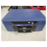 SENTRY 1100 LOCK BOX WITH KEY
