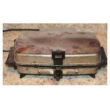 Magic Maid Waffle Maker (works)