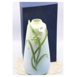 GALLANT CRAFT PORCELAIN VASE