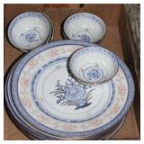 12 PC CHINESE DISH SET