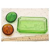 MOLDED REVERSE INTAGLIO GLASS PIECES
