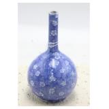 CHINESE BLUE & WHITE "ICE & PLUM" VASE