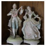Lefton China Colonial Style Couple Figurines