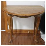 Queen Anne Style Drop Leaf Side Table