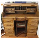 Eagle Ind. Inc. Soild Wood Roll Top Desk