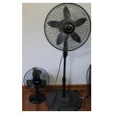 Lasko Floor Fan & Pelonis Desk Fan