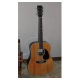 MONTAYA ACOUSTIC GUITAR