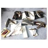 (27) KNIVES NEW IN BOXES