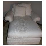 WHITE FABRIC CHAISE