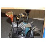 GOLF CLUBS IN BAG