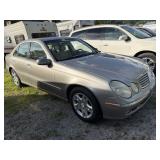 2003 Mercedes E 320