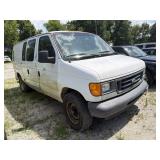 2005 FORD E-350