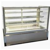 NON-REFRIGERATED GLASS RETAIL CASE 48"