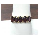 14K GOLD AND 5 STONE GARNET RING - 2.6 GRAMS