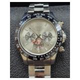 DESIGNER MENS WRIST WATCH