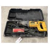 DEWALT DW306 VS RECIPROCATING SAW & CARRY CASE W/
