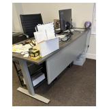 71ï¿½ electric desk
