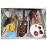 UTENSILS, BAKING PANS ETC