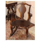ROCKING CHAIR