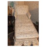 CHAISE LOUNGE