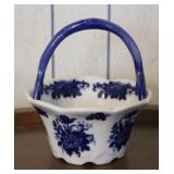 Cracker Barrell Blue Rose & White Basket