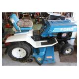 Ford YT16 Yard & Garden Tractor
