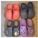 4 PAIR OF CROC AND SKECHERS SHOES