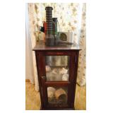 DISPLAY CASE 24" X 14" X 14" WITH SHELLS,