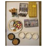 GROUPING: WINE ACCESSORIES: CHEESE KNIVES, GLASS