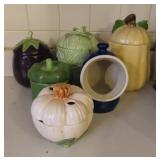 GROUPING: CUTTING BOARDS, CANNISTERS