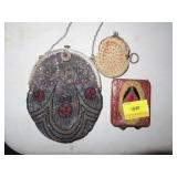 3 VINTAGE PURSES AND COMPACT