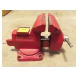 3 3/4" BENCH VISE