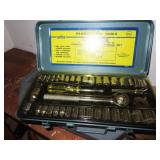 2 SOCKET SETS