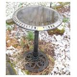 METAL BIRD BATH ON METAL STAND