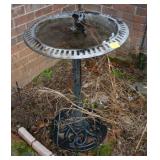 METAL BIRD BATH ON METAL STAND