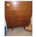 5 DRAWER CHEST WITH SEWING AND CRAFTING SUPPLIES