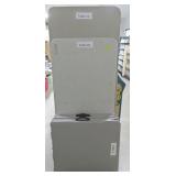 8 FOLDING AND RIGID PLASTIC TABLES